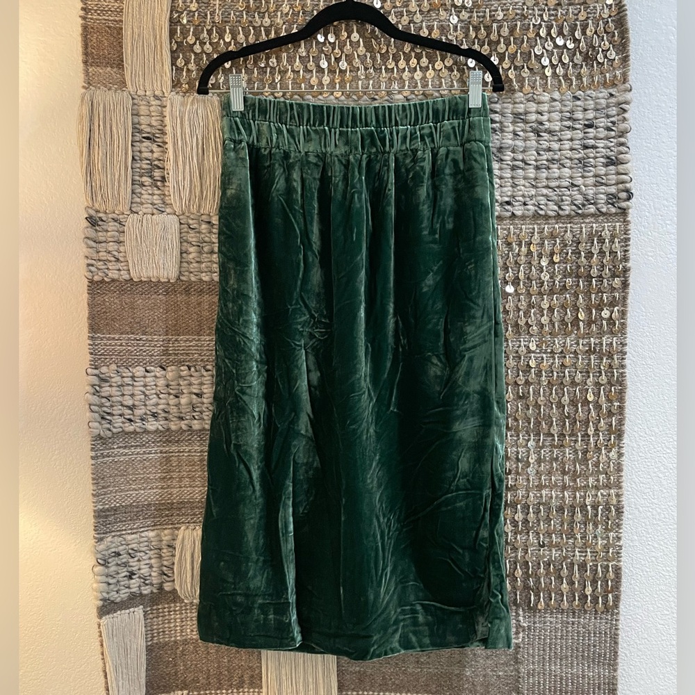 💚 NWT J Crew olive sage green velvet midi skirt elastic waist pockets sz S